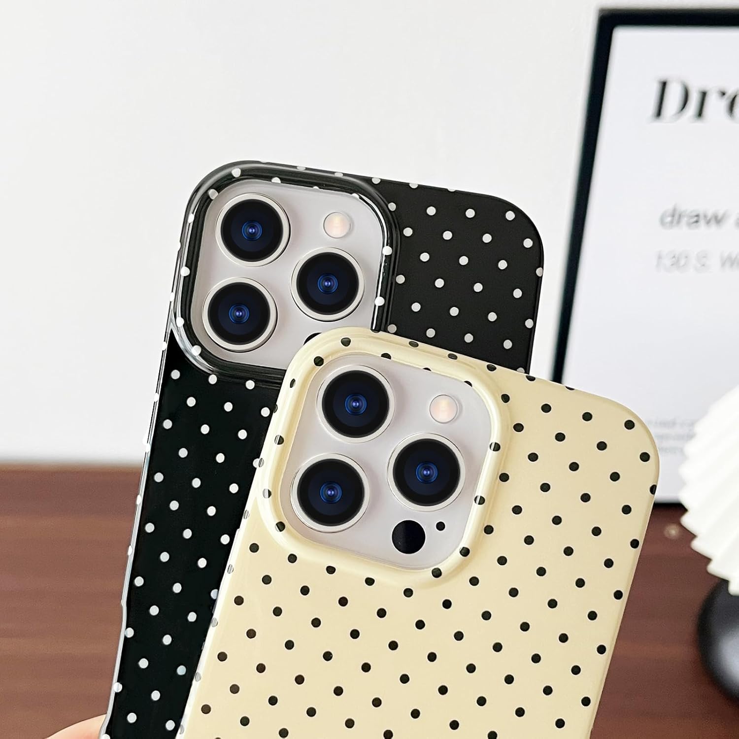 iPhone 17 Pro Max Cute Polka Dot Beautiful and Stylish Shockproof Protective Case