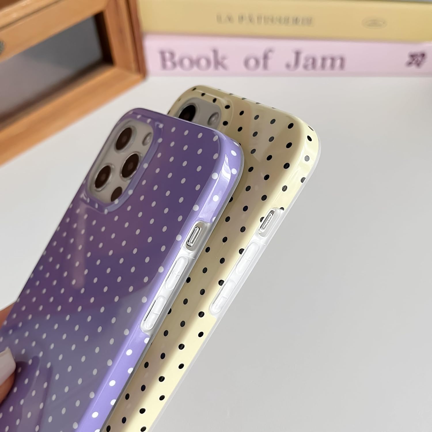 iPhone 17 Pro Max Cute Polka Dot Beautiful and Stylish Shockproof Protective Case