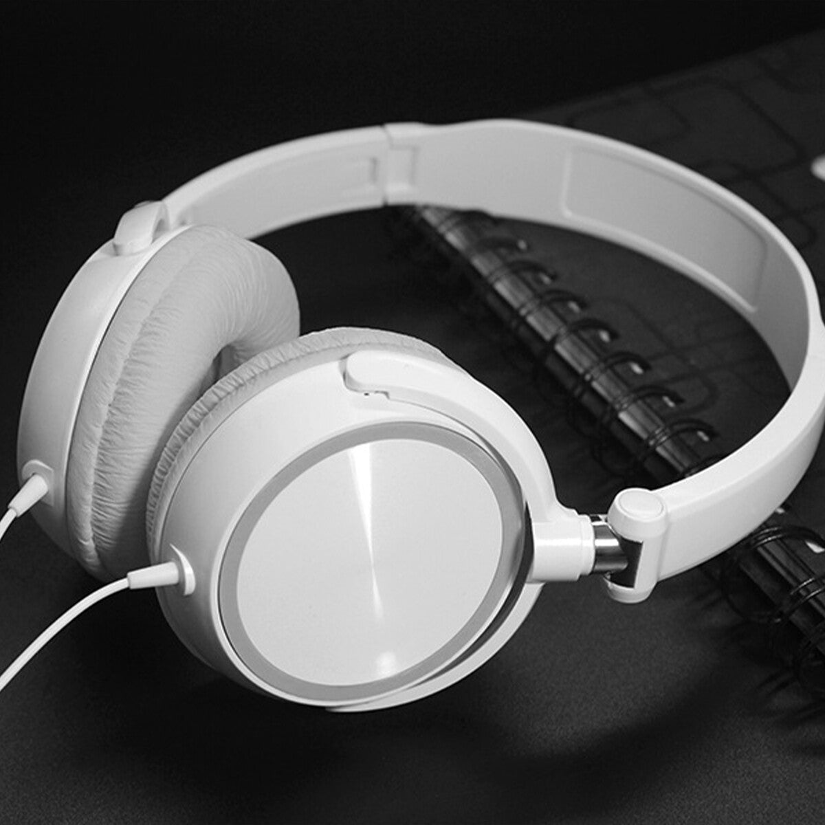 HD Sound Wired Headphones Bass HiFi Sound Music Stereo Earphone Headset Over Ear